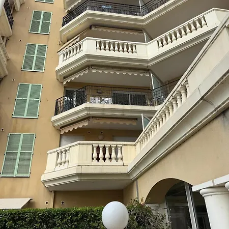 Victoria Front De Luxury Apartamento *