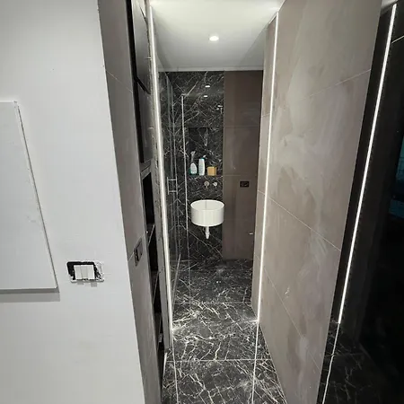 Victoria Front De Luxury Apartamento