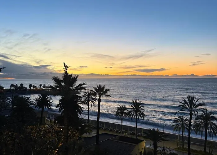 Front De * Menton
